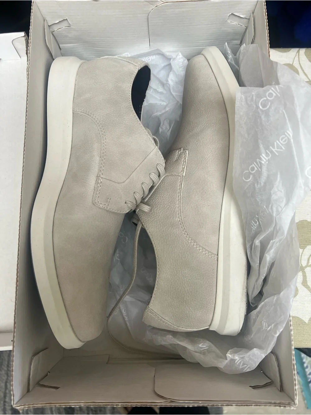 Calvin Klein Men's Lace-Up Oxfords in Light Gray, YUZO